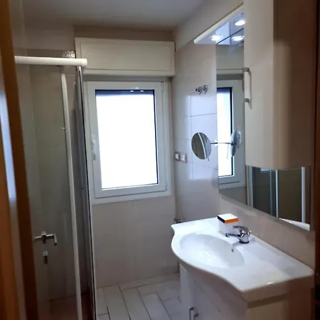 Nero D'avorio 公寓式酒店 里米尼